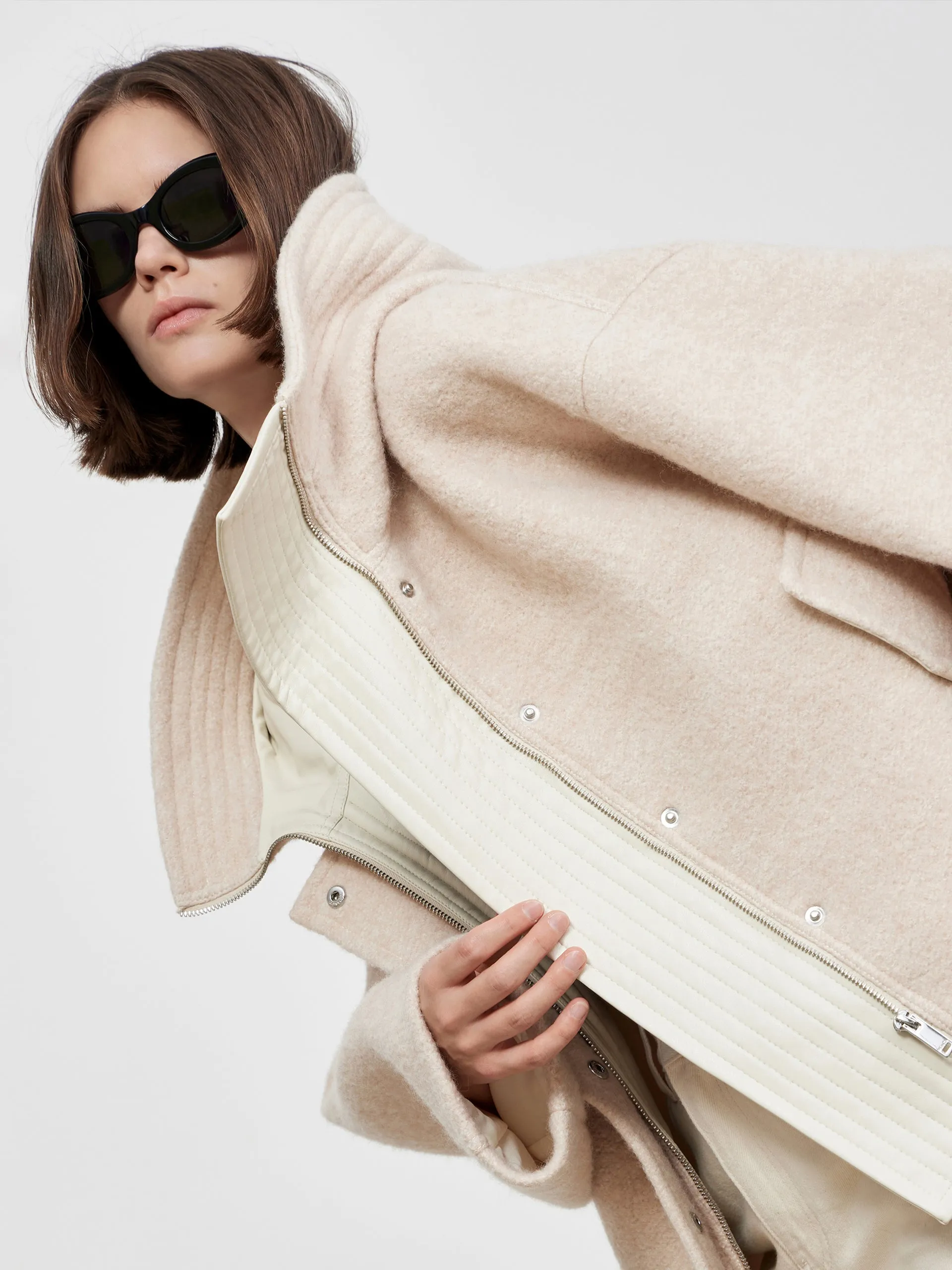 Contrast Hooded Cropped Wool Jacket