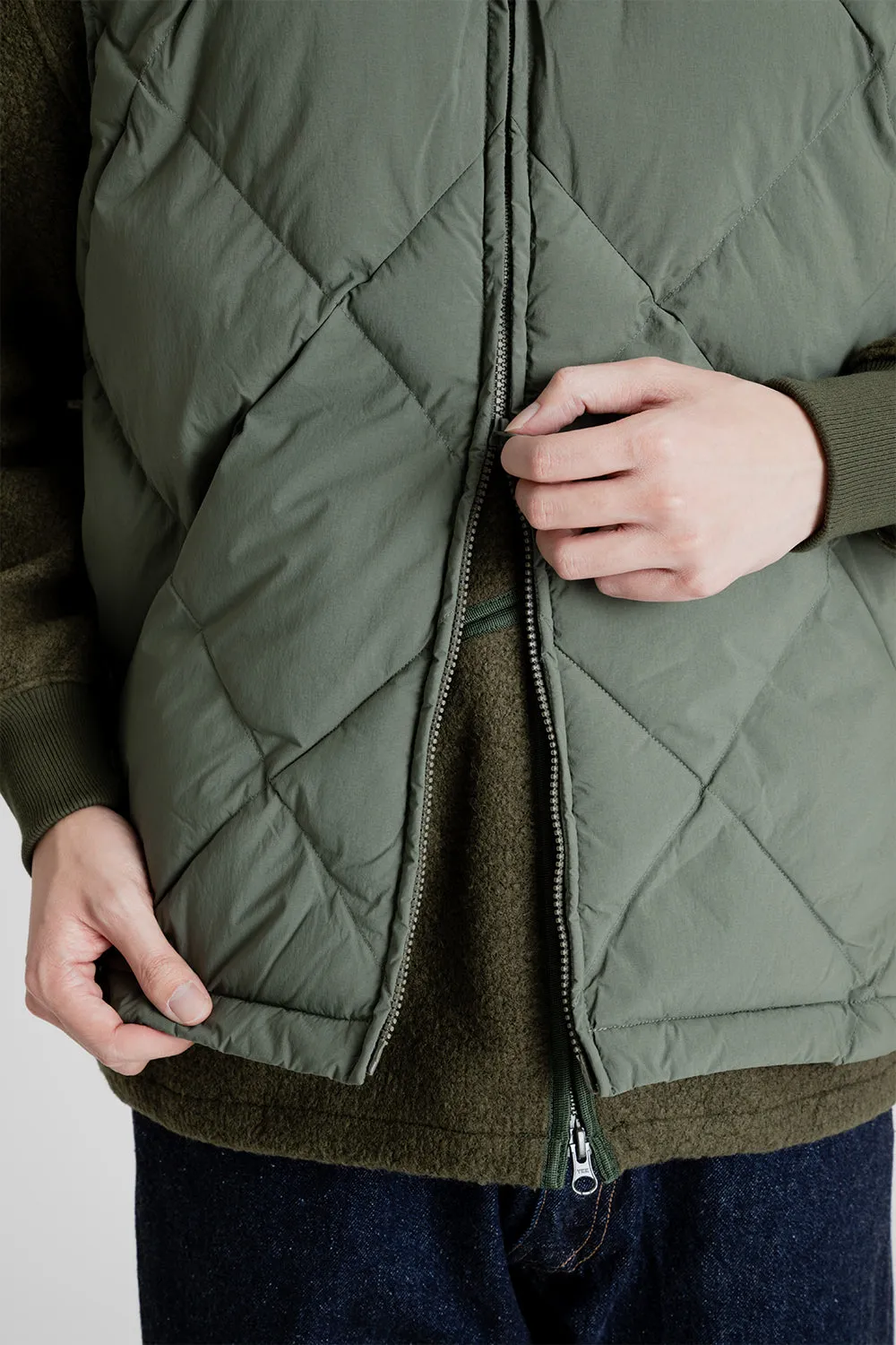 Linton Down Vest - Olive