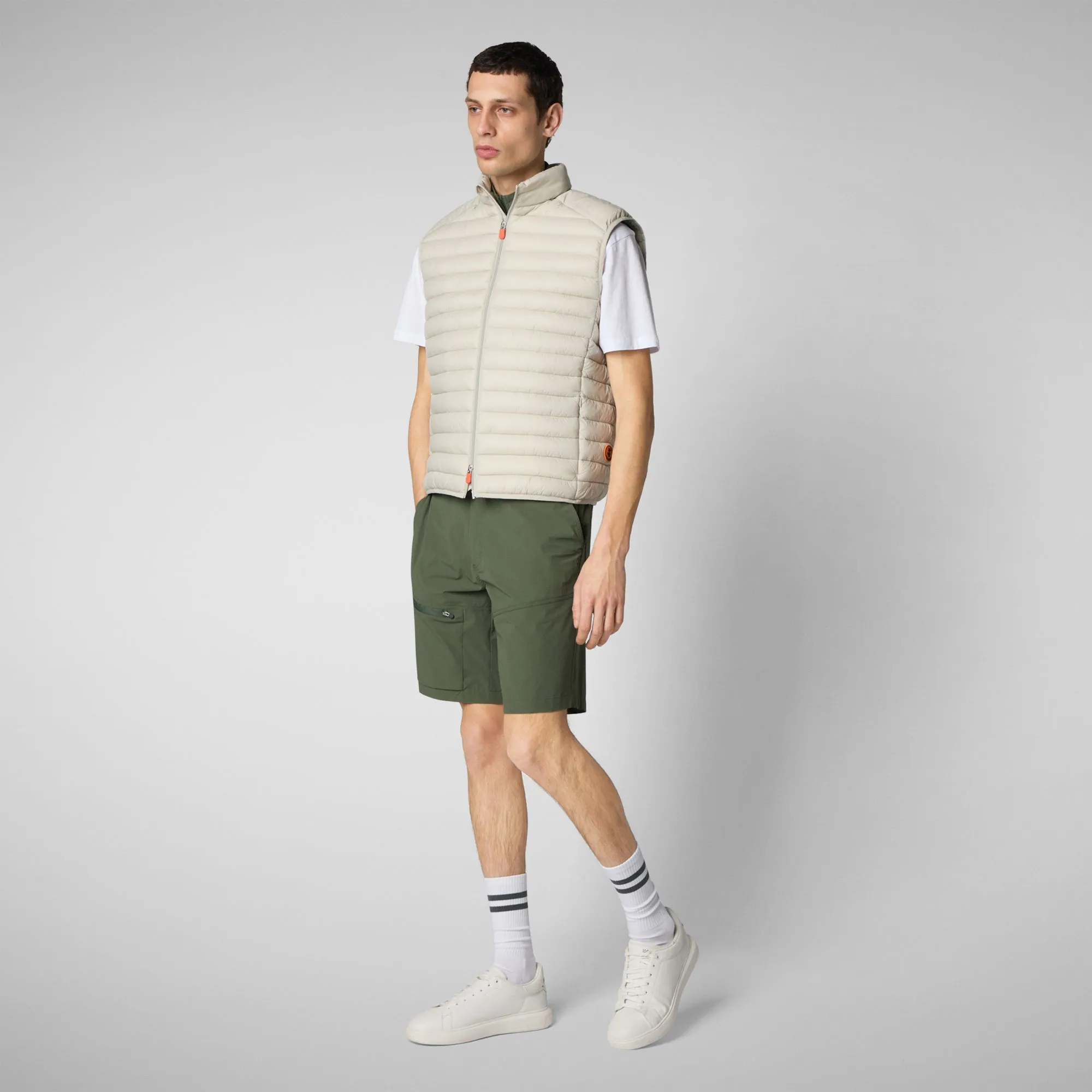 Man's quilted gilet Adam in rainy beige